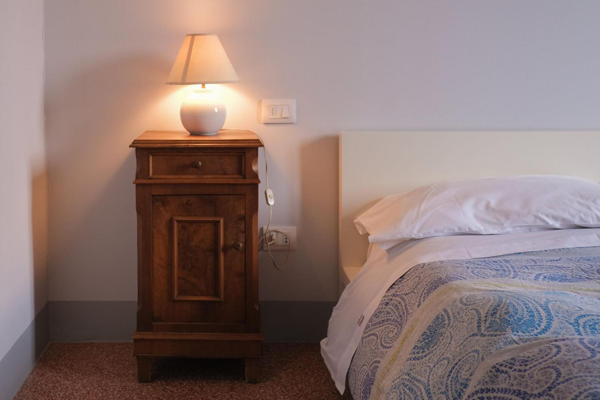 Vicolo Folletto Home Reggio Emilia Pokoj fotografie